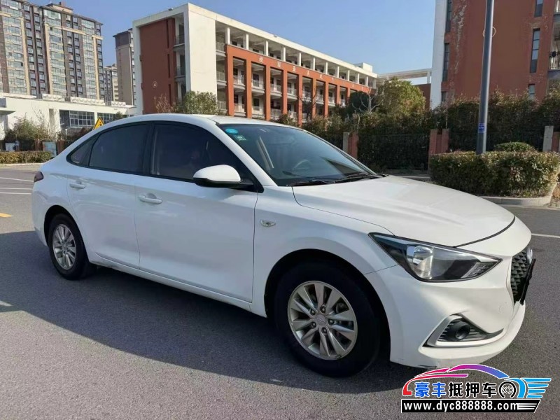 19年现代悦动轿车抵押车出售