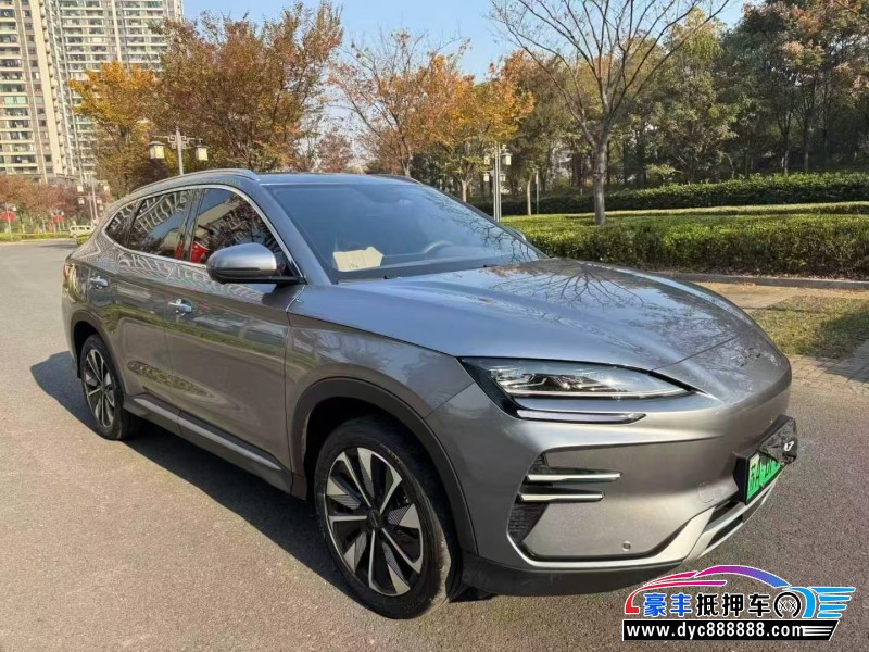 25年比亚迪宋轿车抵押车出售