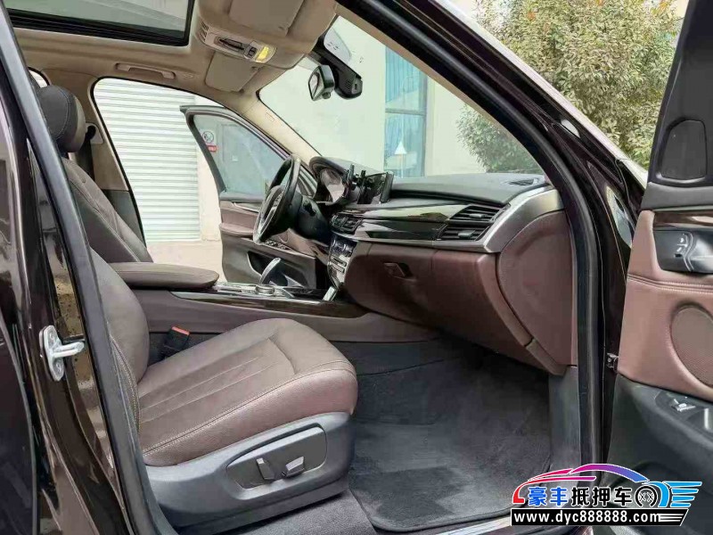 17年宝马X5轿车抵押车出售