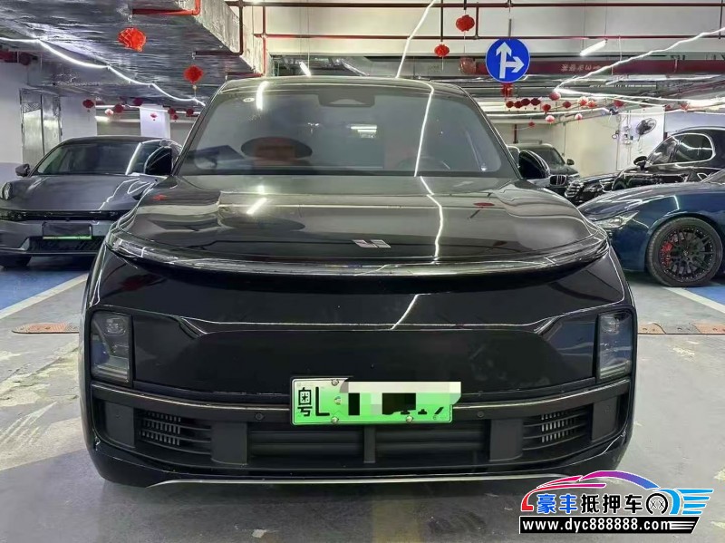 24年理想L8轿车抵押车出售