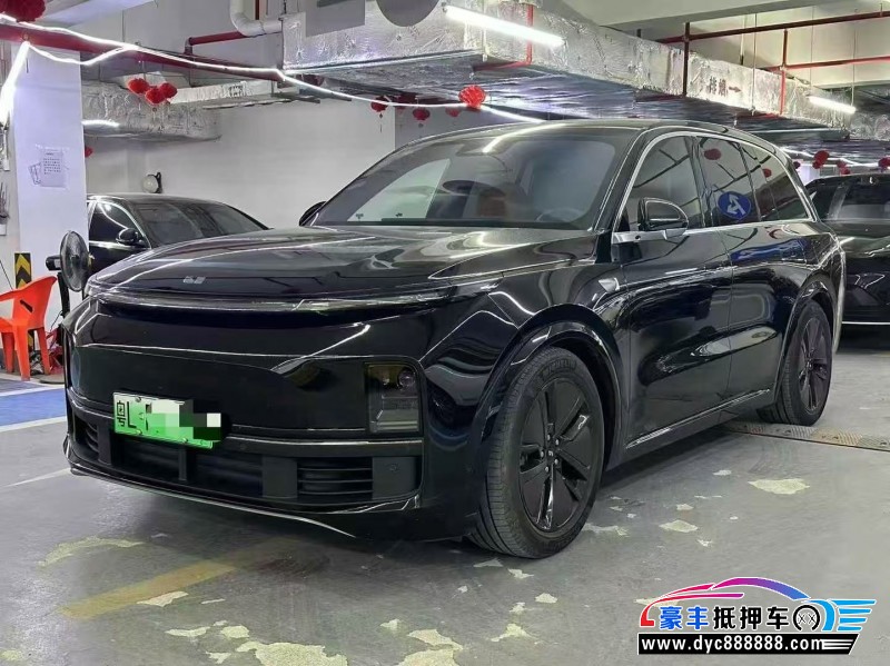 24年理想L8轿车抵押车出售