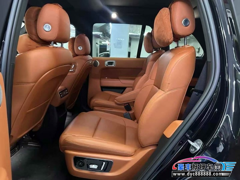 24年理想L8轿车抵押车出售