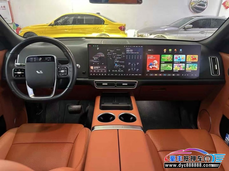 24年理想L8轿车抵押车出售