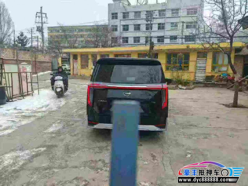 23年传祺M8轿车抵押车出售