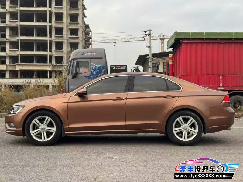 17年大众凌渡轿车抵押车出售