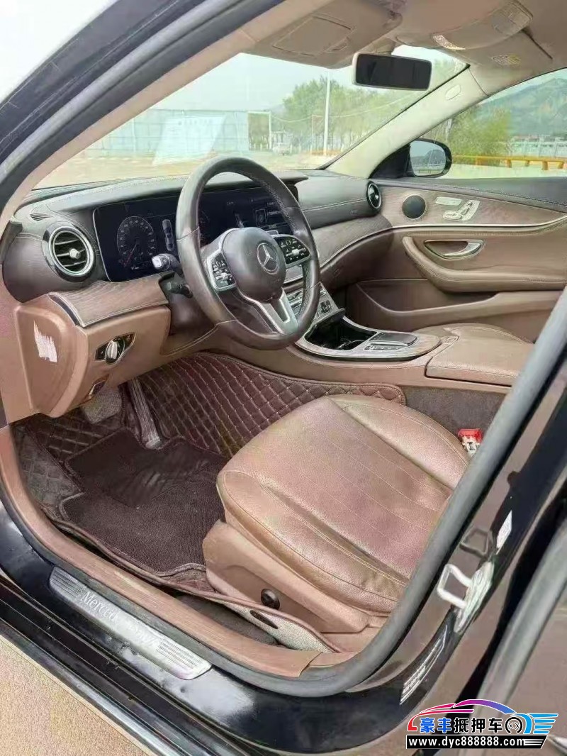 19年奔驰E轿车抵押车出售