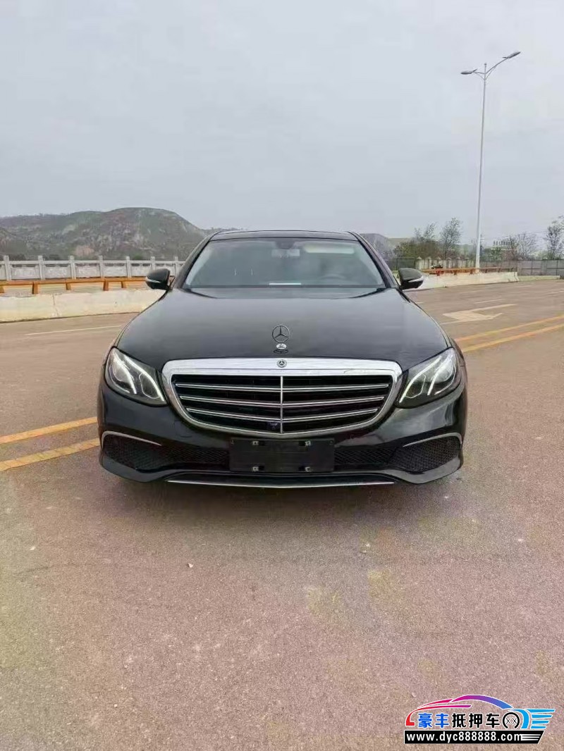 19年奔驰E轿车抵押车出售