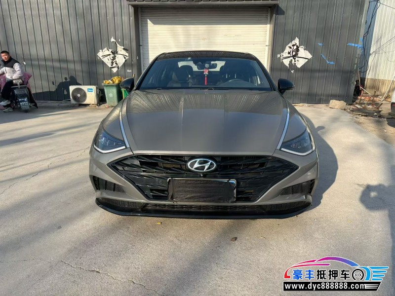 20年现代索纳塔轿车抵押车出售