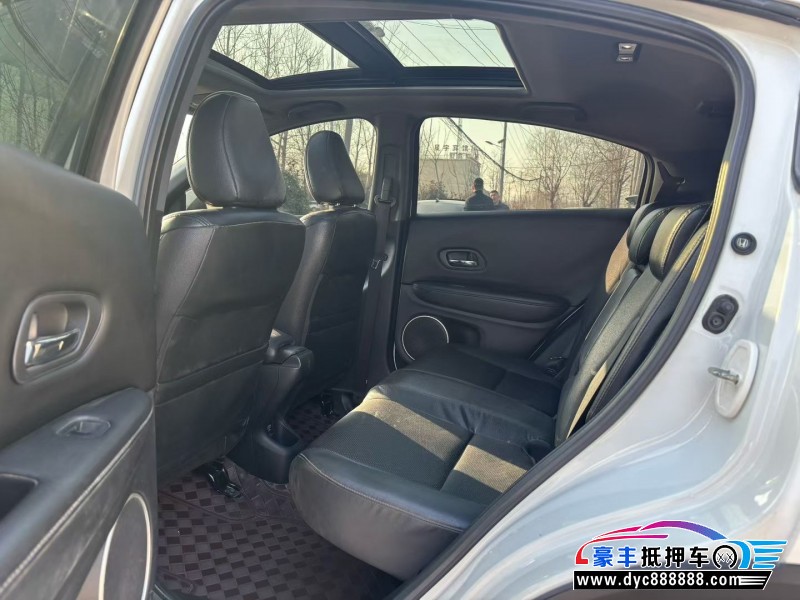 16年本田XRV轿车抵押车出售