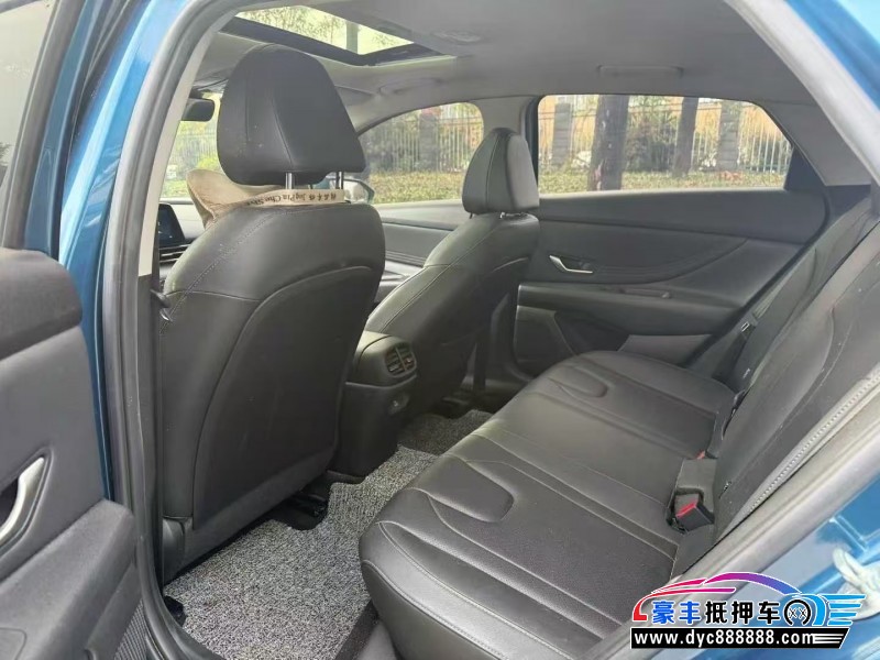 22年现代伊兰特轿车抵押车出售