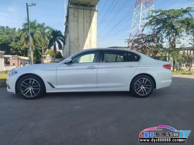 20年宝马5系轿车抵押车出售