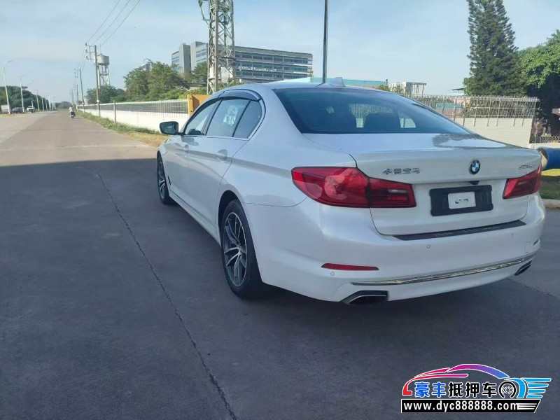 20年宝马5系轿车抵押车出售