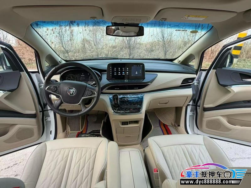 24年别克GL8轿车抵押车出售