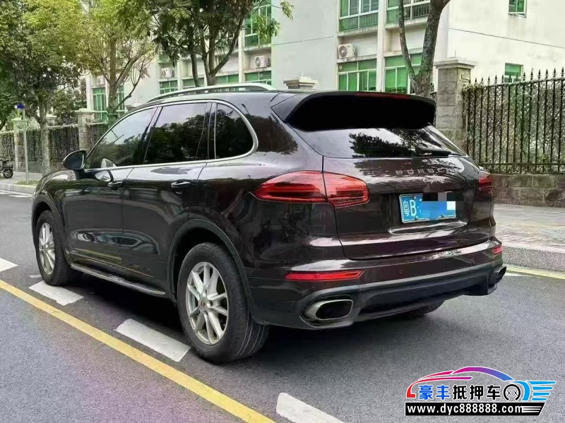 16年保时捷卡宴轿车抵押车出售