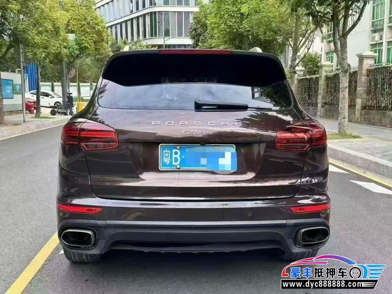 16年保时捷卡宴轿车抵押车出售