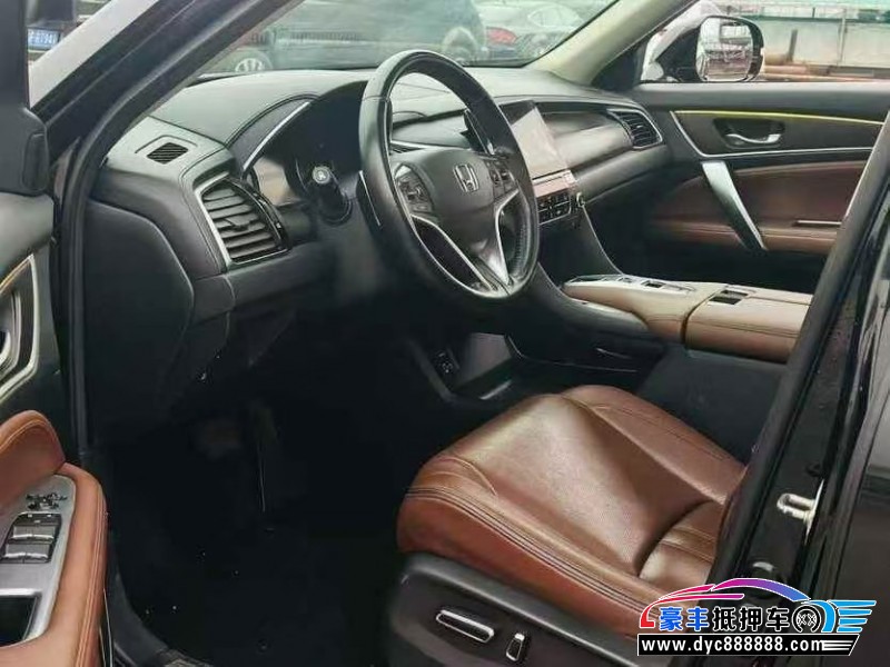 20年本田冠道轿车抵押车出售