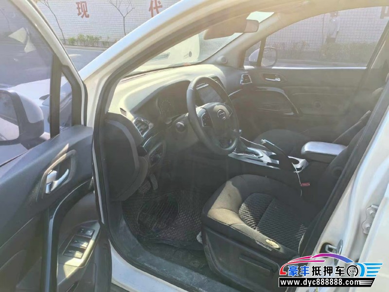 17年传祺GS4轿车抵押车出售