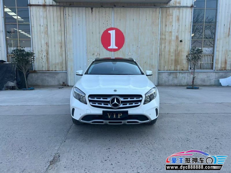 19年奔驰GLA轿车抵押车出售