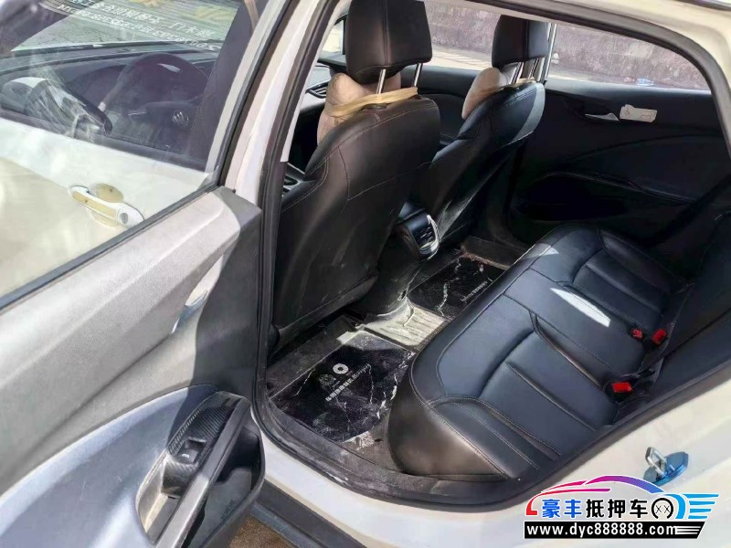 23年别克微蓝轿车抵押车出售