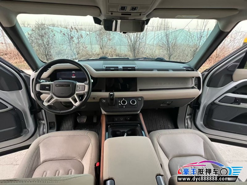 21年路虎卫士轿车抵押车出售