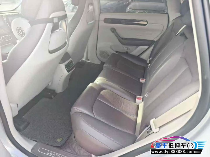 23年零跑C11轿车抵押车出售