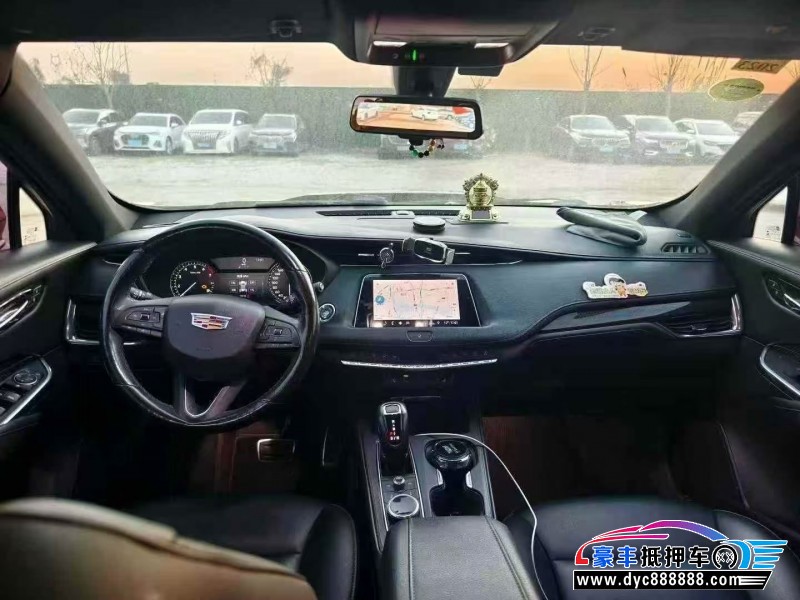 19年凯迪拉克XT4轿车抵押车出售