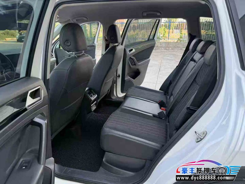 22年大众途观轿车抵押车出售