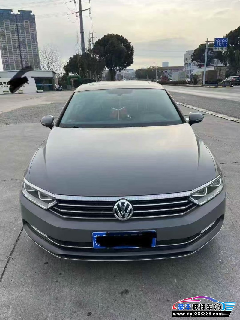 16年大众迈腾轿车抵押车出售