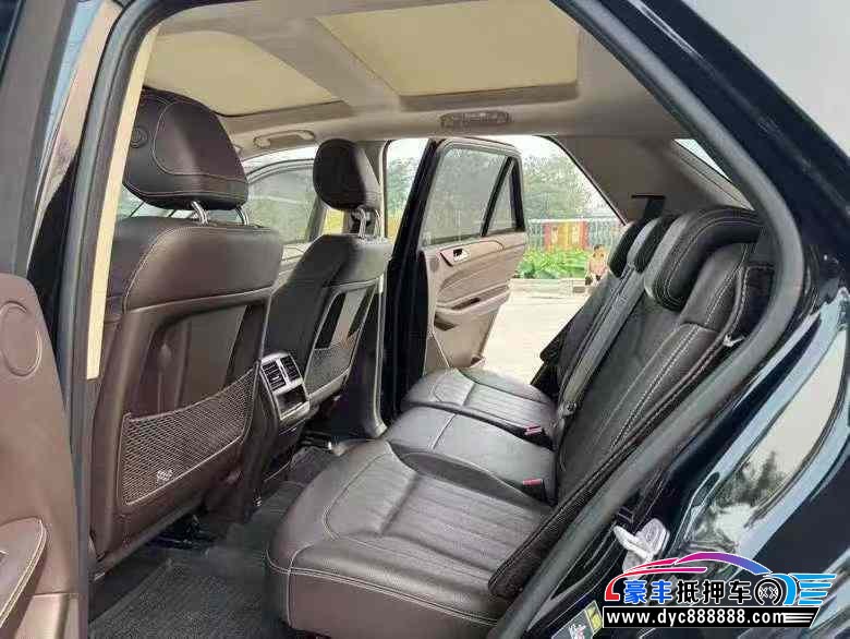 17年奔驰GLE轿车抵押车出售