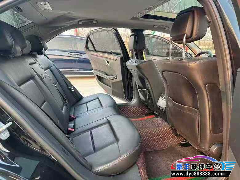 11年奔驰E轿车抵押车出售