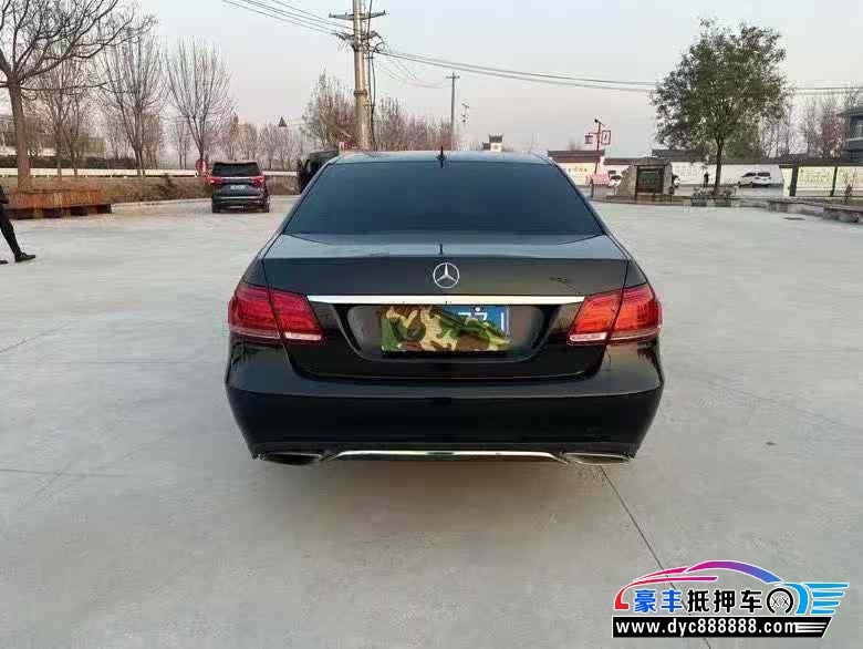 11年奔驰E轿车抵押车出售