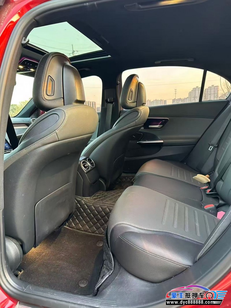 22年奔驰C轿车抵押车出售