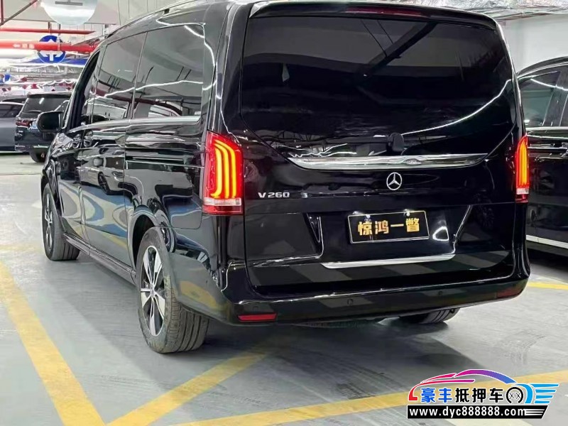 22年奔驰V轿车抵押车出售