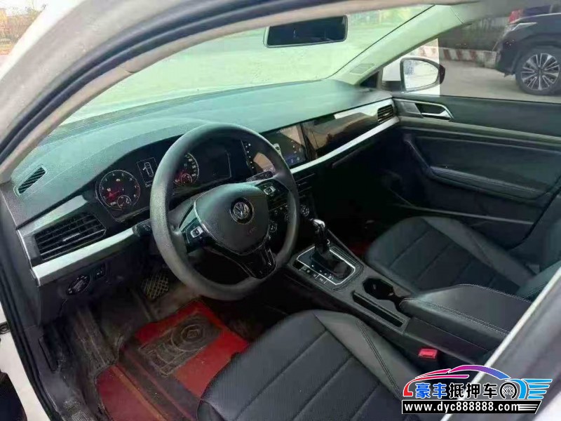 19年大众朗逸轿车抵押车出售