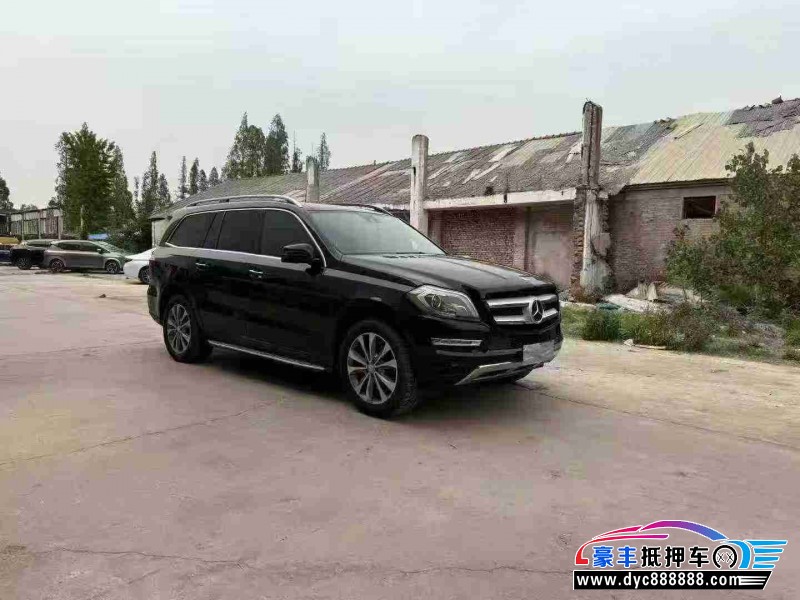 16年奔驰GLS轿车抵押车出售