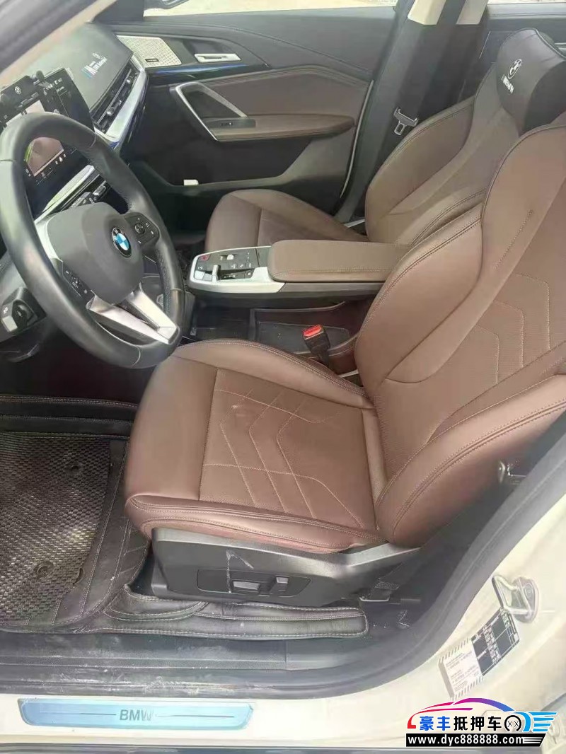 25年宝马X1轿车抵押车出售