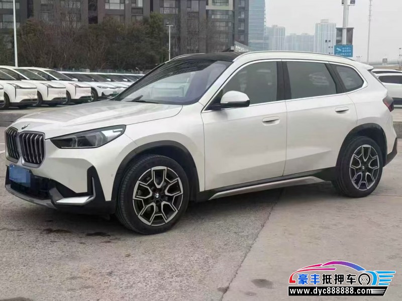 25年宝马X1轿车抵押车出售