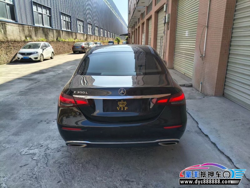 21年奔驰E轿车抵押车出售