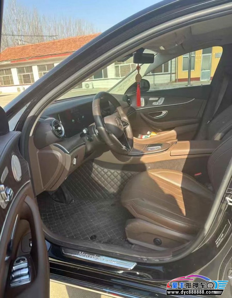 21年奔驰E轿车抵押车出售