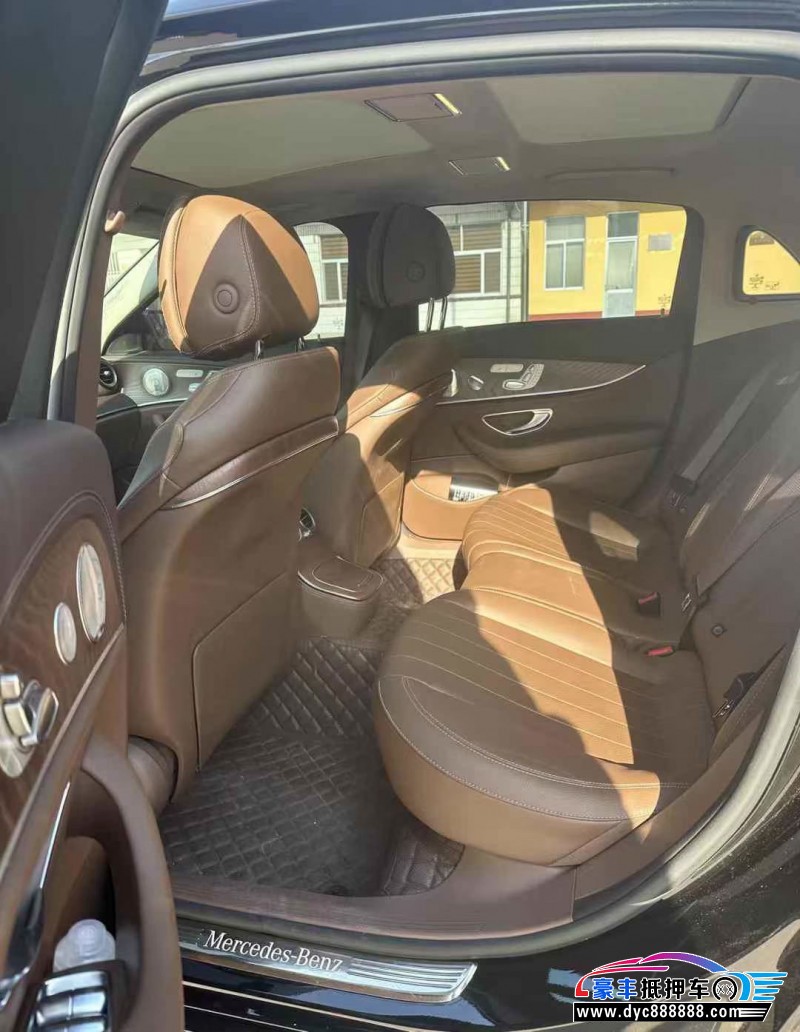 21年奔驰E轿车抵押车出售