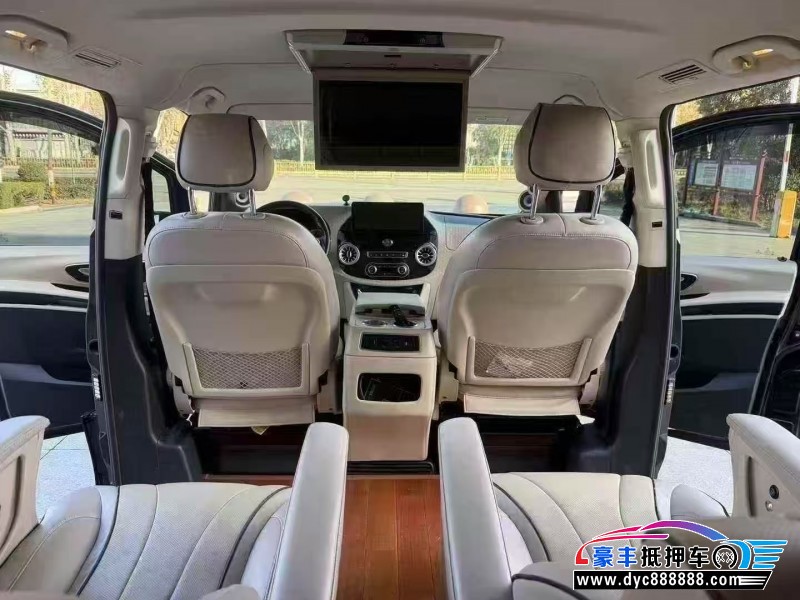 19年奔驰威霆MPV抵押车出售