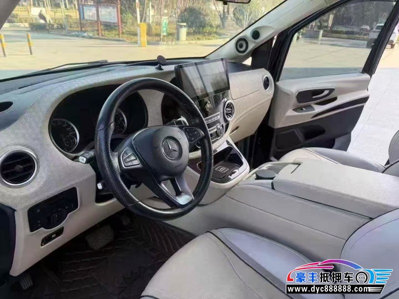 19年奔驰威霆MPV抵押车出售