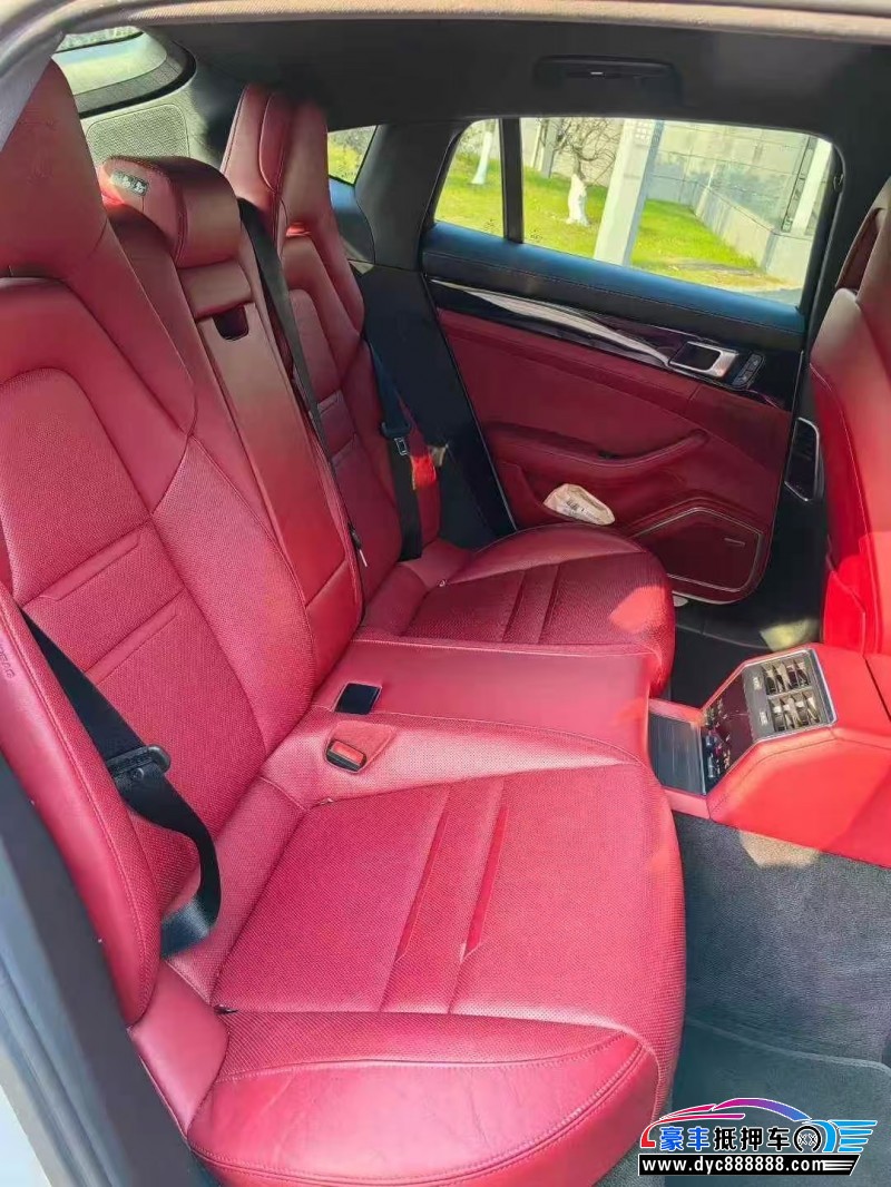 22年保时捷Macan迈凯轿车抵押车出售