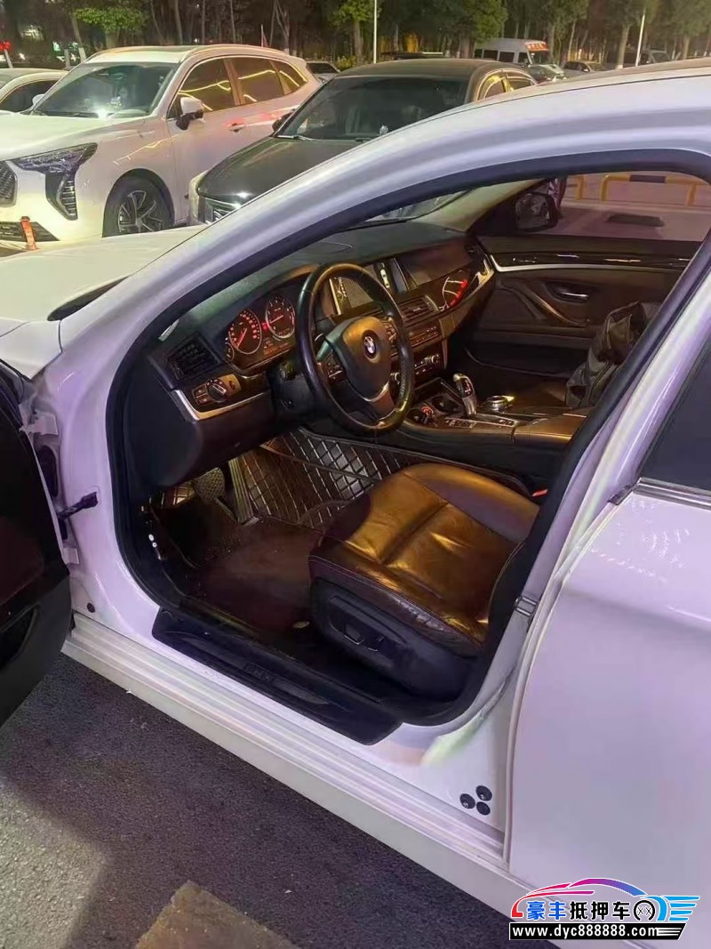 17年宝马5系轿车抵押车出售