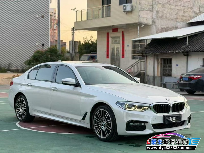 18年宝马5系轿车抵押车出售