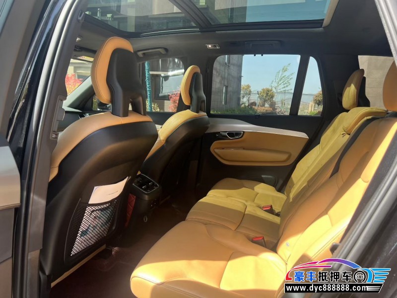 17年沃尔沃XC90轿车抵押车出售