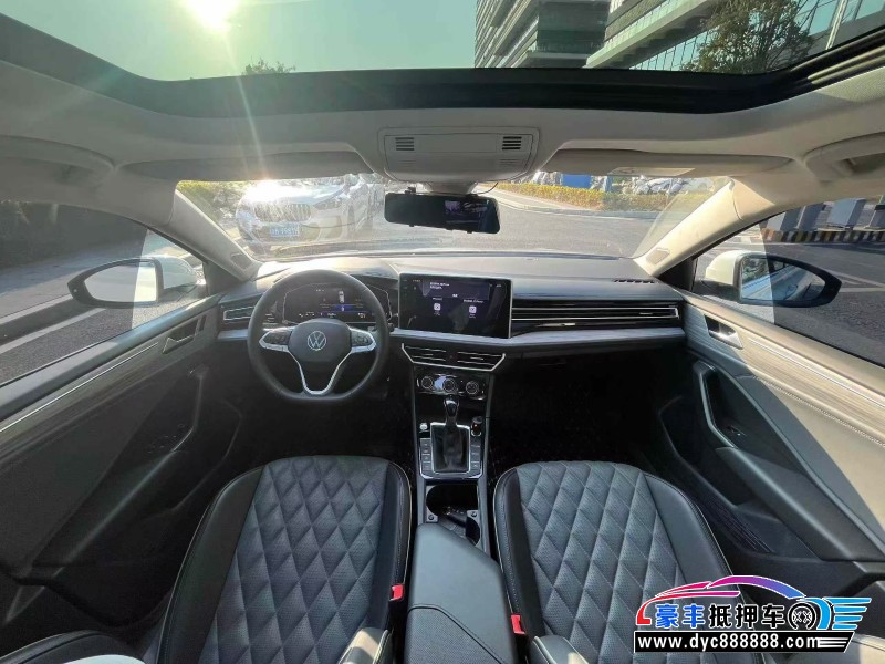 25年大众速腾轿车抵押车出售