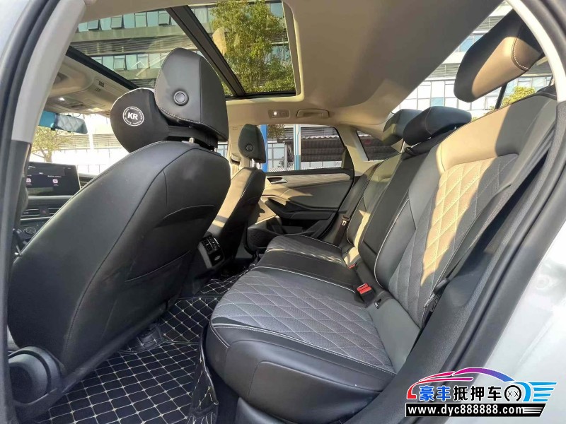 25年大众速腾轿车抵押车出售