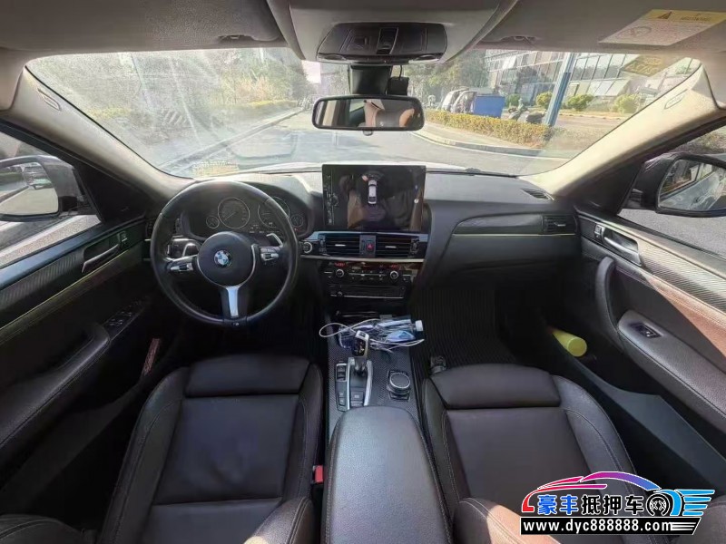 18年宝马X4轿车抵押车出售