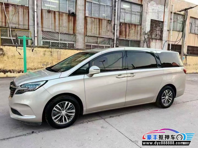 21年别克GL8轿车抵押车出售